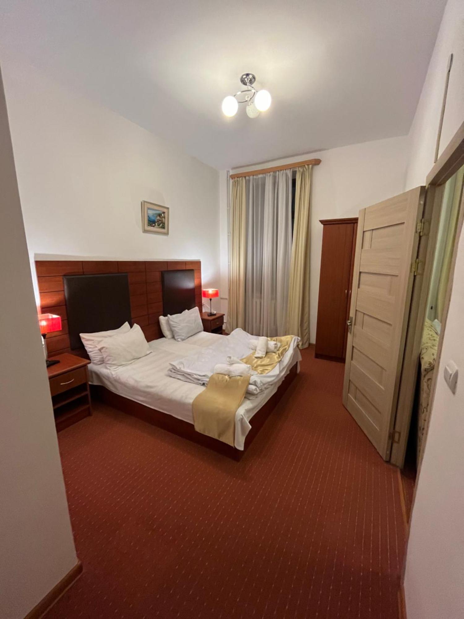 Diligence Hotel & Restaurant Dilijan Exterior photo